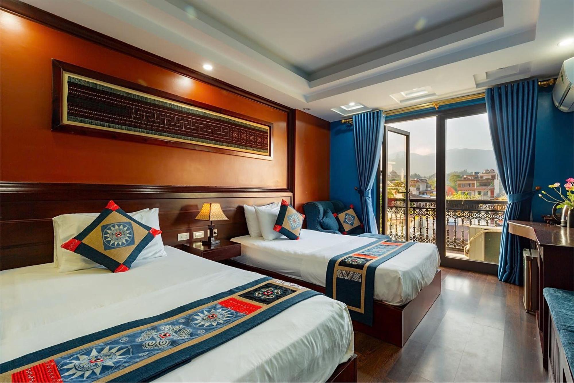 Hotel Full House 3*